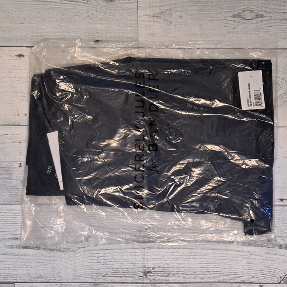 Bandier x Sincerely Jules The Rue Crossover Legging in Navy - Picture 8 of 11